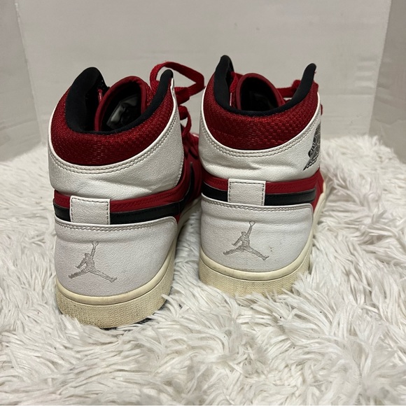 Jordan 1 retro mid blake griffin pe sz 10.5 black red - Picture 6 of 10